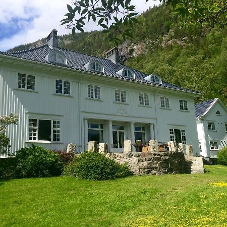 Rjukan Admini Hotel エクステリア 写真