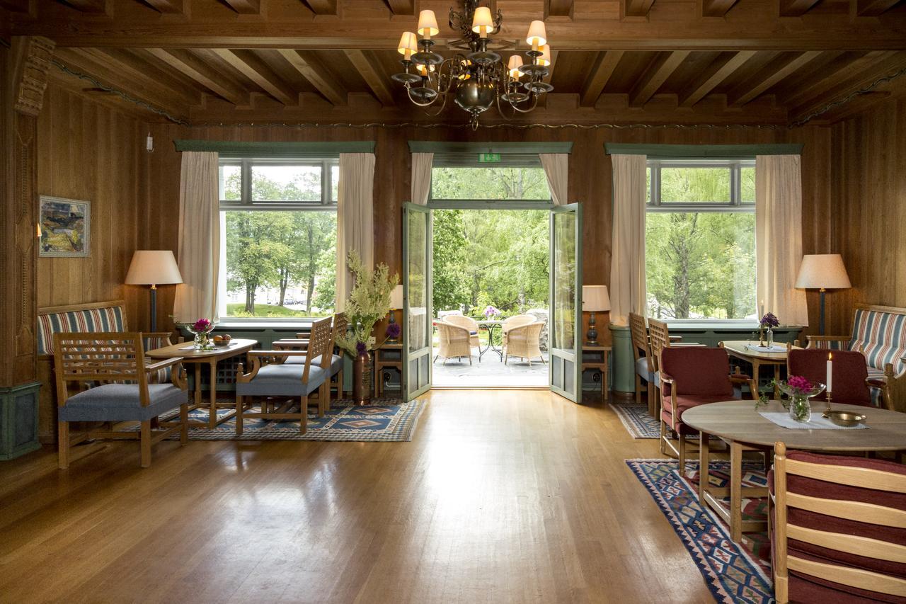 Rjukan Admini Hotel エクステリア 写真