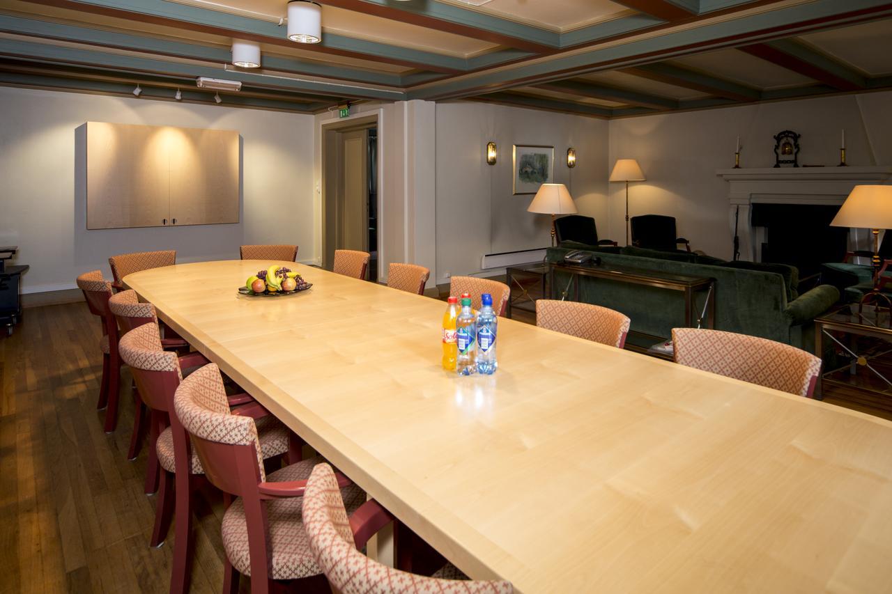 Rjukan Admini Hotel エクステリア 写真